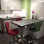 Comfort Boardinghouse