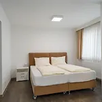 アパートホテル Comfort Boardinghouse 4*