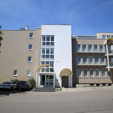 Comfort Boardinghouse شقة فندقية